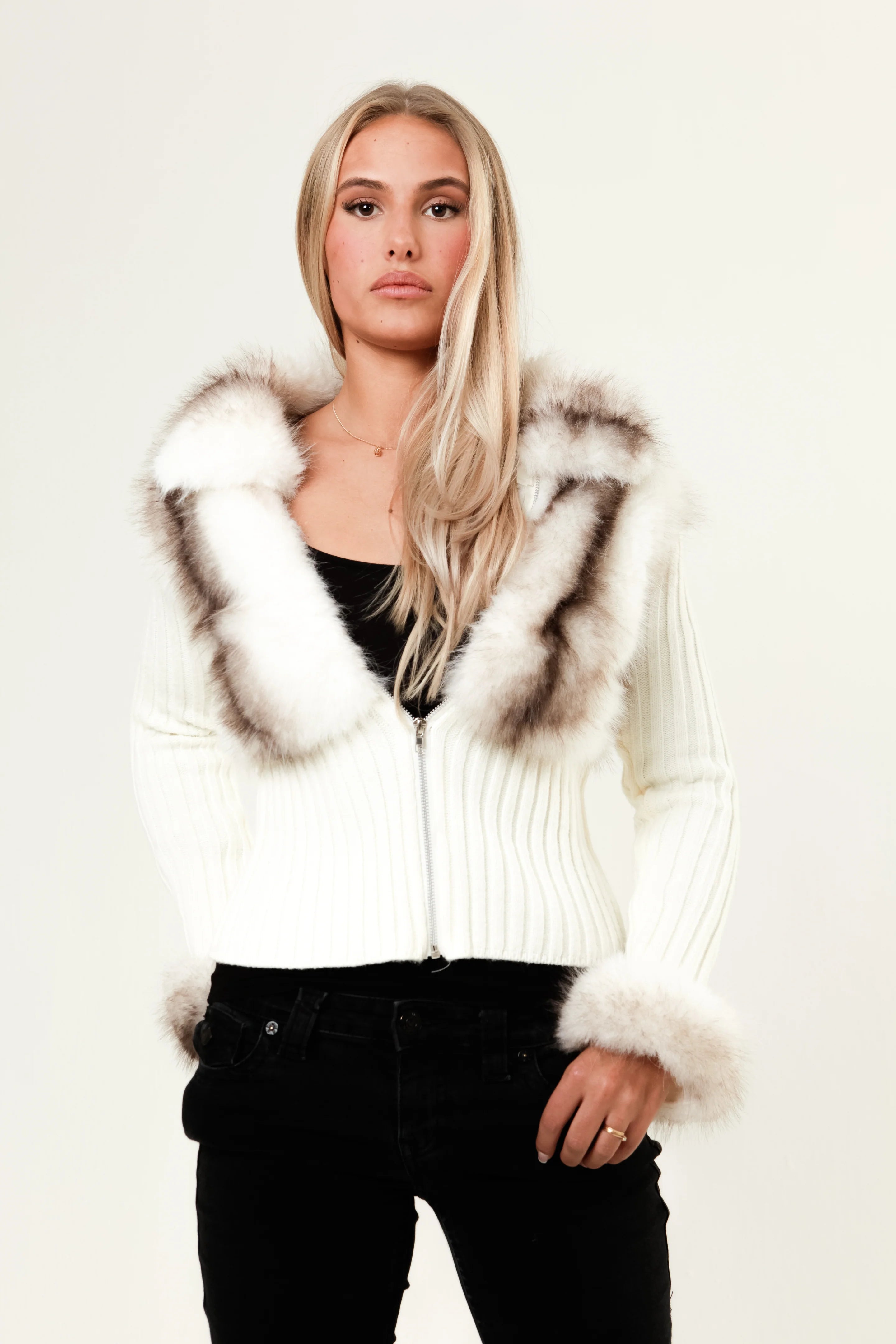 Cardigan Auralia  en fourrure - Blanc